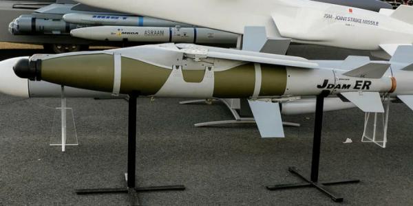 Характеристики и описание высокоточных бомб Jdam-ER, их применение